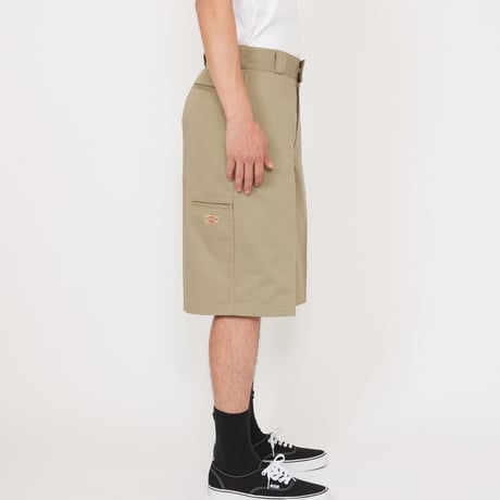Dickies | 42283 13INCH MULTI-USE POCKET WORK SHORT 56(Khaki)