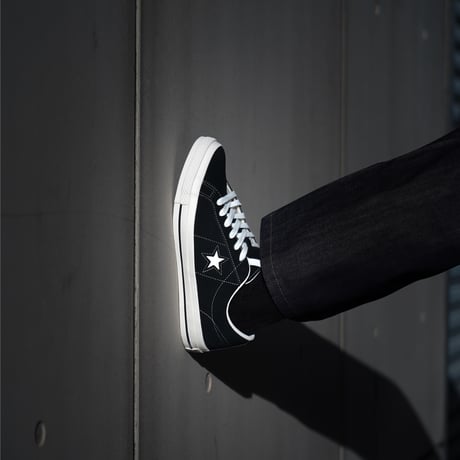 CONVERSE / ONE STAR SUEDE (BLACK)