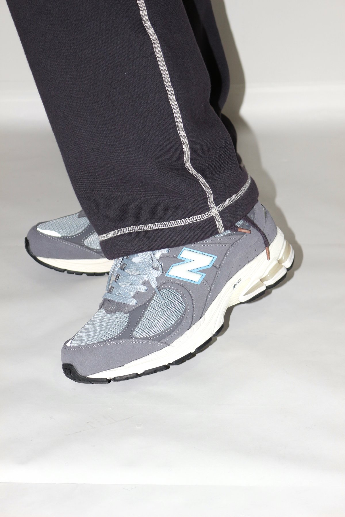 NEW BALANCE|2002R FB(GRAY) | T.F.L online.shop