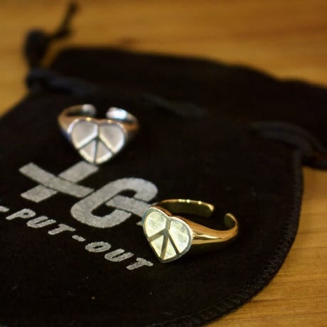 IN-PUT-OUT |Love & Peace Ring (Gold/Brass)