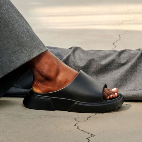 PAES | Slide (Black)