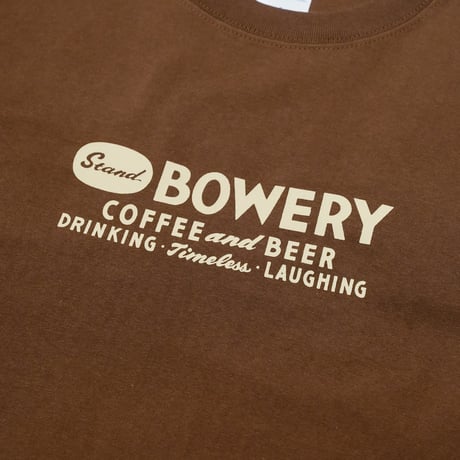 Stand BOWERY / BOWERY FRONT LOGO TEE (BROWN)