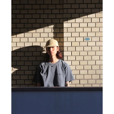 BE-SHARE |Prime Logo Pigment S/S Tee (Blue)