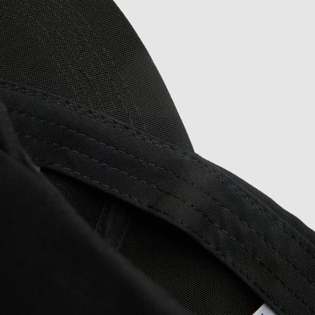 VICTORIA HK / SPIKEY SNAPBACK (BLACK)