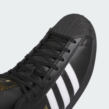 adidas skateboarding | ProModel ADV (Core Black / Cloud White / Gold Metallic)