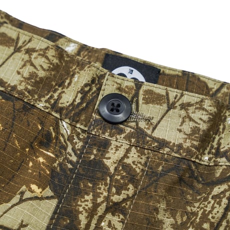 Time For Livin‘ / Camo Cargo Shorts (Tree)