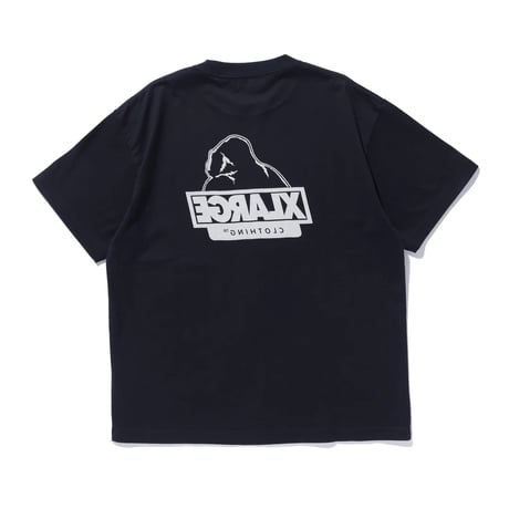 XLARGE | BACKSIDE OG S/S TEE(BLACK)