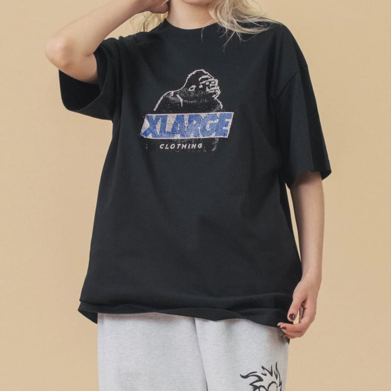 大人気 XLARGE RHINE STONE SLANTED OG S/S TEE 早い者勝ち XLARGE | RHINE STONE SLANTED OG S/S TEE(BLACK)