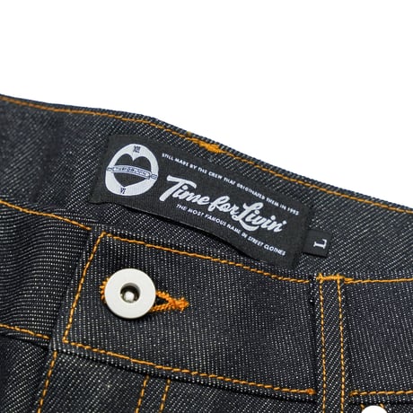 Time For Livin‘ / Baggy Denim Shorts (Indigo)