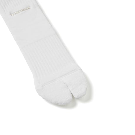 GOOPiMADE |“GSP-01” Logo Tabi Socks(2color)
