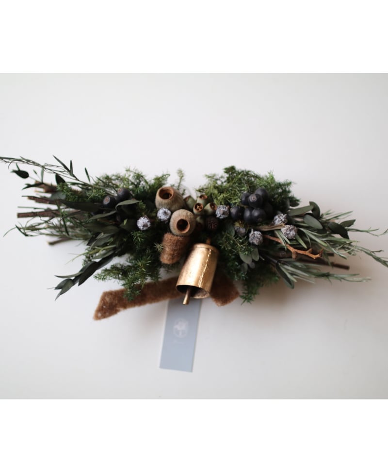 10月下旬発送 針葉樹 Noël 冬のリボンスワッグ | 草花のある