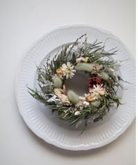 No.4 花と木の実の草花リース | 草花のある暮らし atelier Kanon