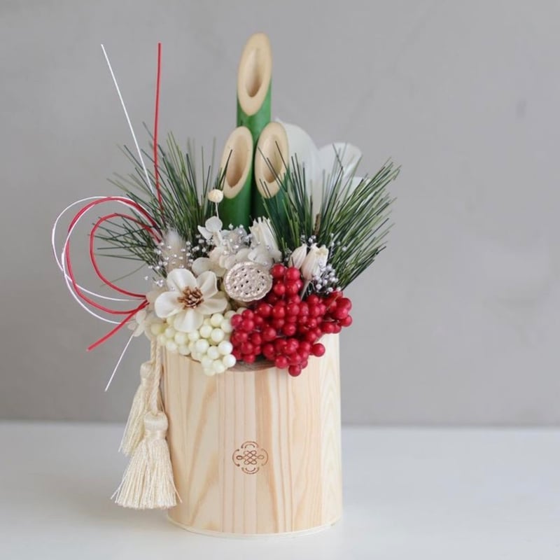 76自家栽培ドライ含む しめ縄飾り 正月 松飾り 注蓮 プリザーブド スワッグ