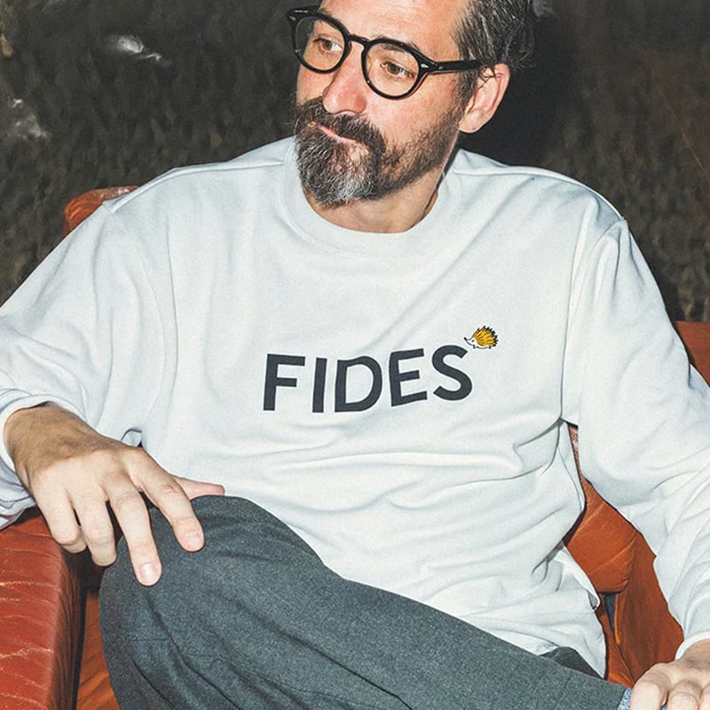FIDES × CLUBHAUS Logo Crew Neck - White | CLUBH