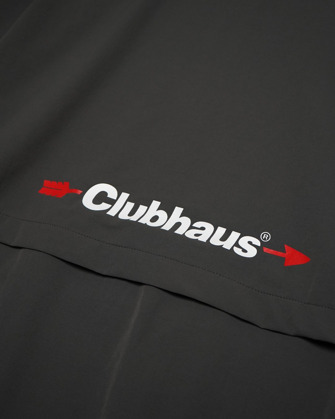 メンズウェア SSC x Clubhaus Windshirt - Charcoal SSC x Clubhaus Windshirt- Charcoal | CLUBHAUS |