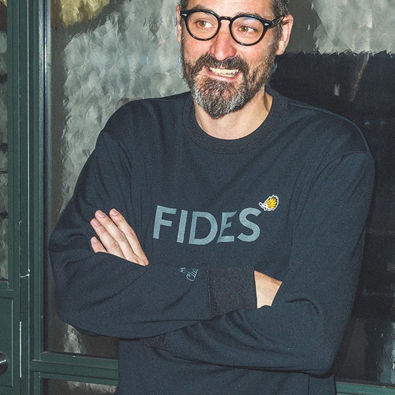 FIDES × CLUBHAUS Logo Crew Neck - Black | CLUBH