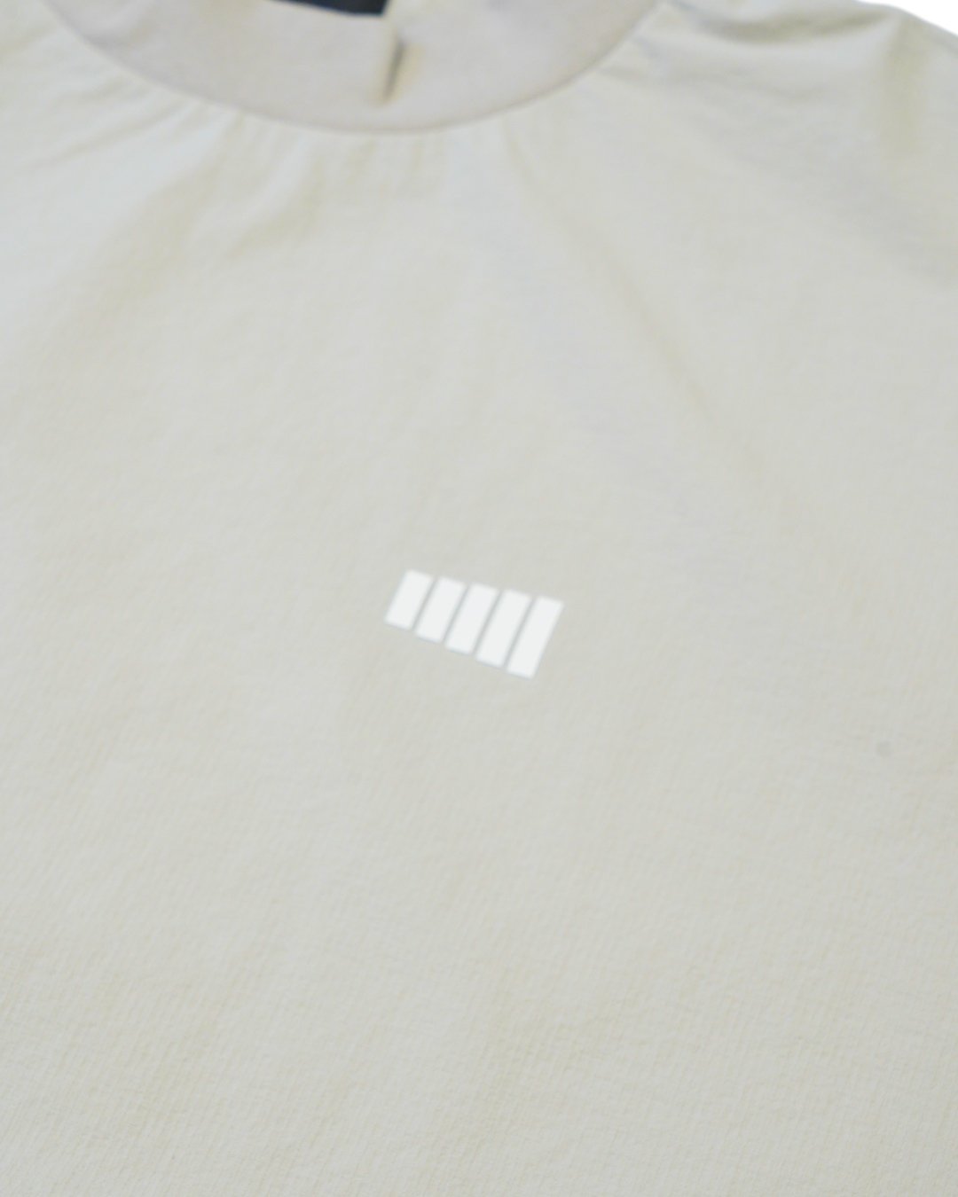 dynamic range Relax Mock Tee ’25 - Black dynamic range Relax Mock Tee '25 - Black | CLUB