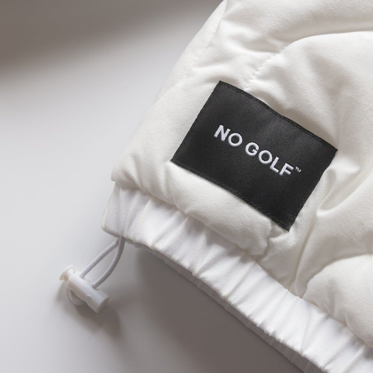 NO GOLF PADDED PISTE L/S - White | CLUBHAUS | ク...