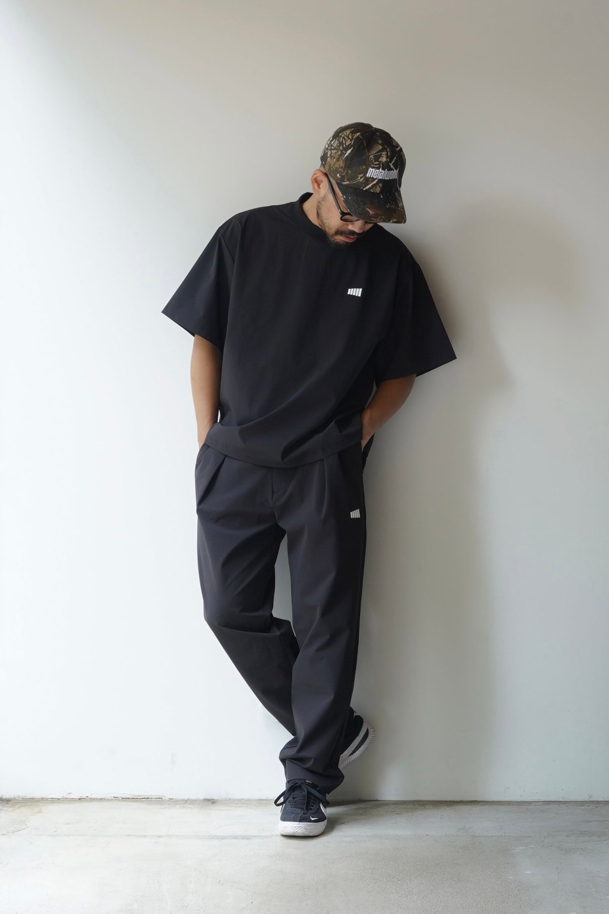 dynamic range Relax Mock Tee '25 - Black | CLUB