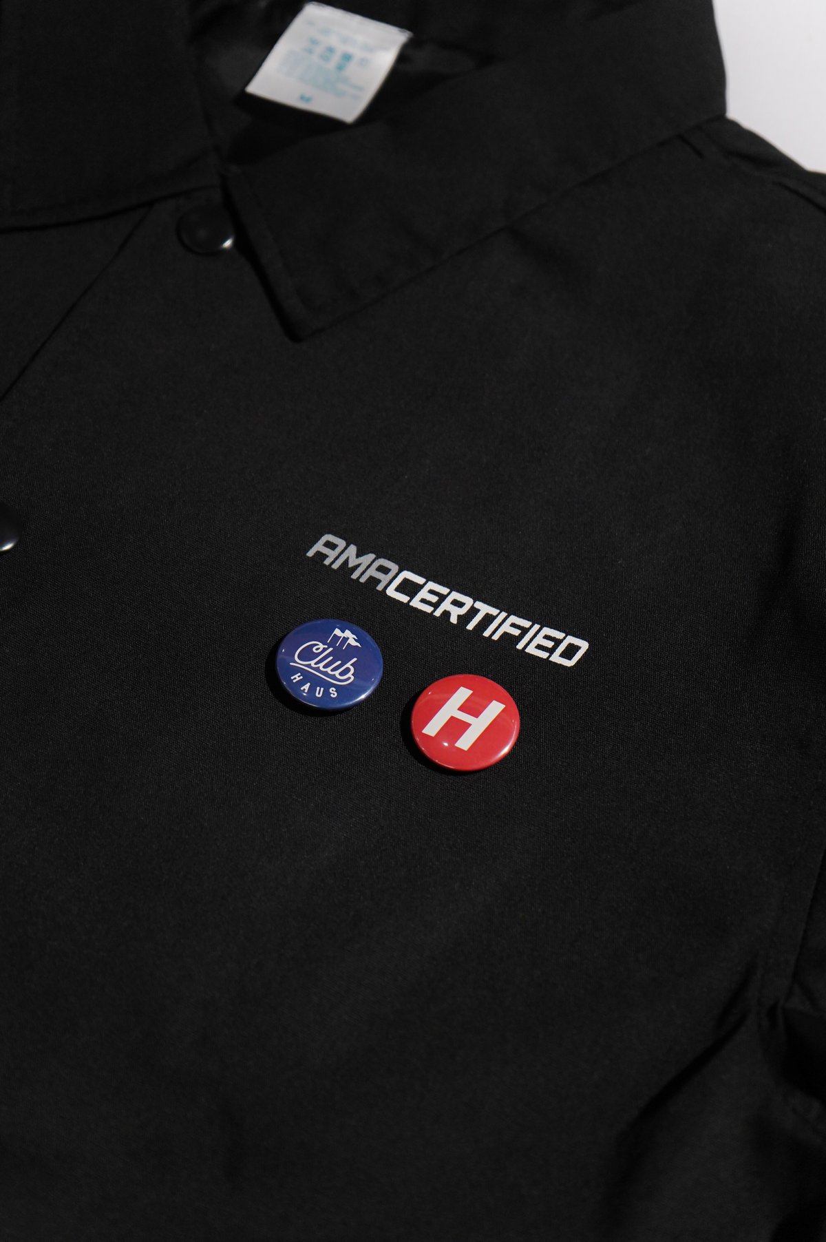 CLUBHAUS X HASEGAWA CoachJKT - Navy Logo | CLUB