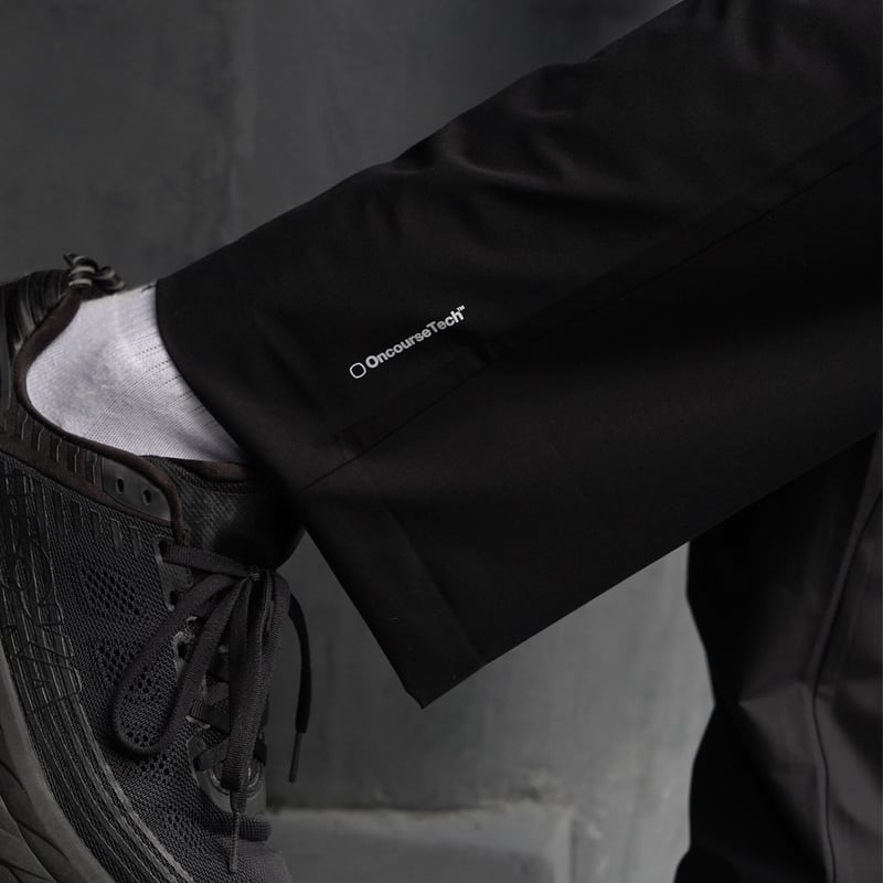 CLUBHAUS “OncourseTech” Trousers - Black | CLUB