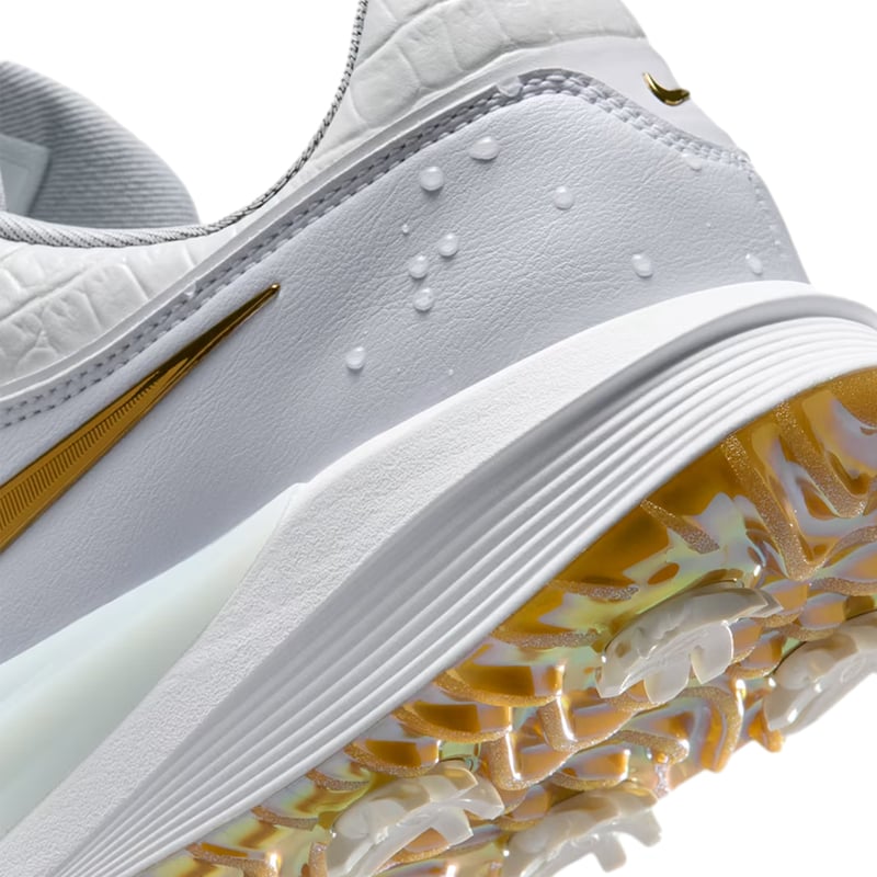 Nike Victory Pro 4 - White/Metallic Gold | CLUB