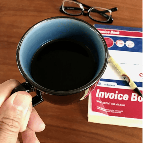 BLACK AND BLUE TABLE WARE - MUG CUP -