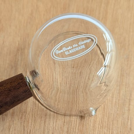 グラスピッチャー（ハンドル付）/ BOROSILICATE GLASS HANDLE PITCHER