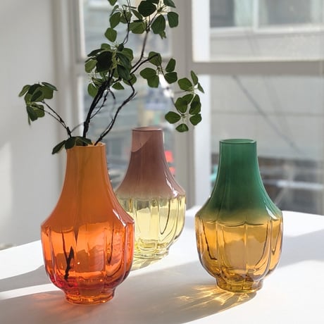 ２トーンカラー ガラスベース　SWITCHING COLOR GLASS VASE