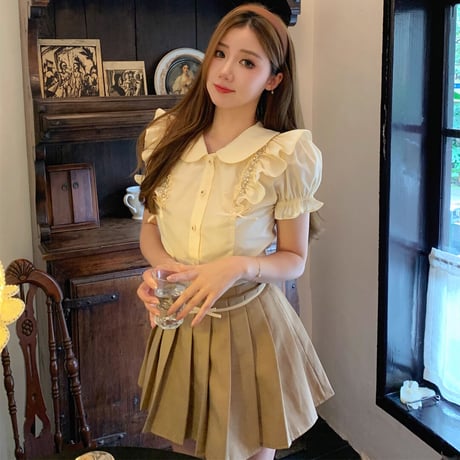 Milk tea bijou line frill blouse ＆ ribbon pleats skirt（No.050725）