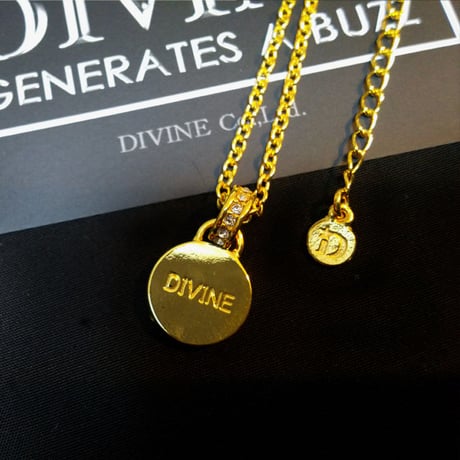 ネックレス【スワロフスキー】ジェネバズスマイル　DIVINE.fo