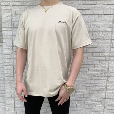 Ｔシャツ   Divine  刺繍☆ライトベージュ