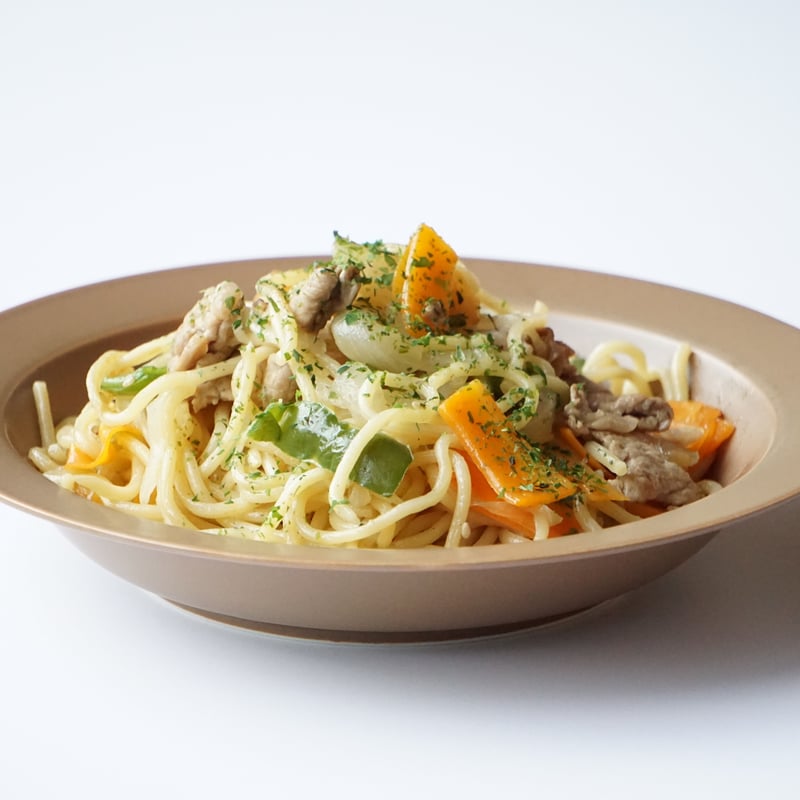 20㎝リム深皿 モカブラウン | 波佐見焼の窯元 永峰窯 公式オンライン