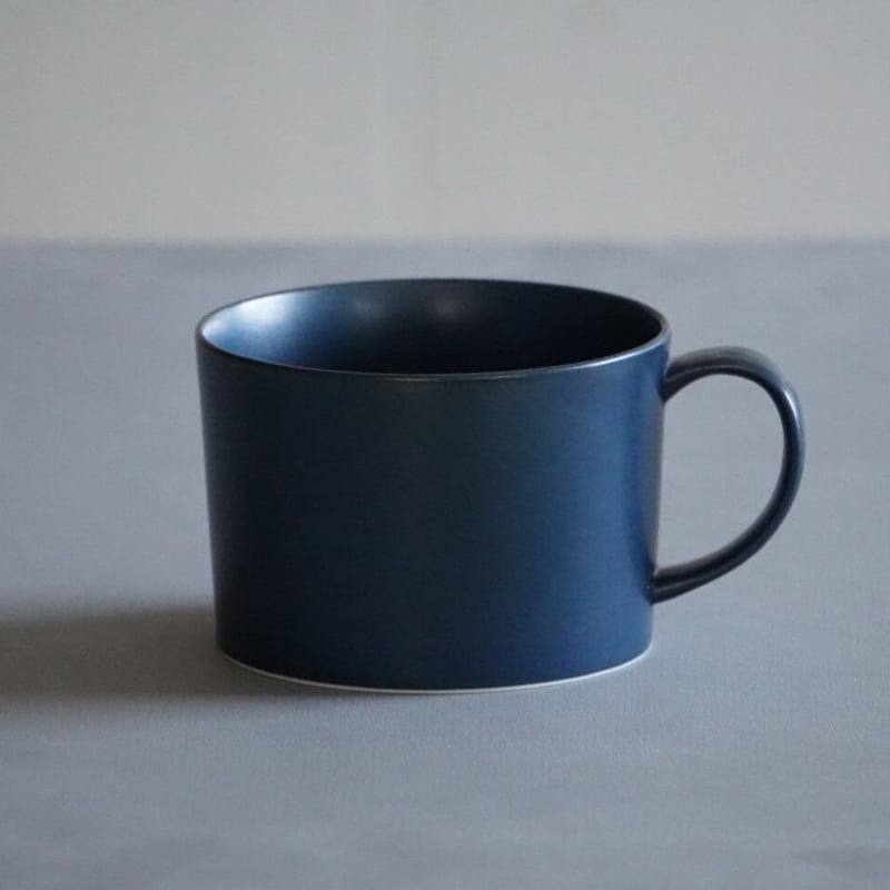 永久保存版 製造中止イーブイズマグカップ La Maison de Eievui スープマグカップ ネイビー | 波佐見焼の窯元 永峰窯 公式オンライン