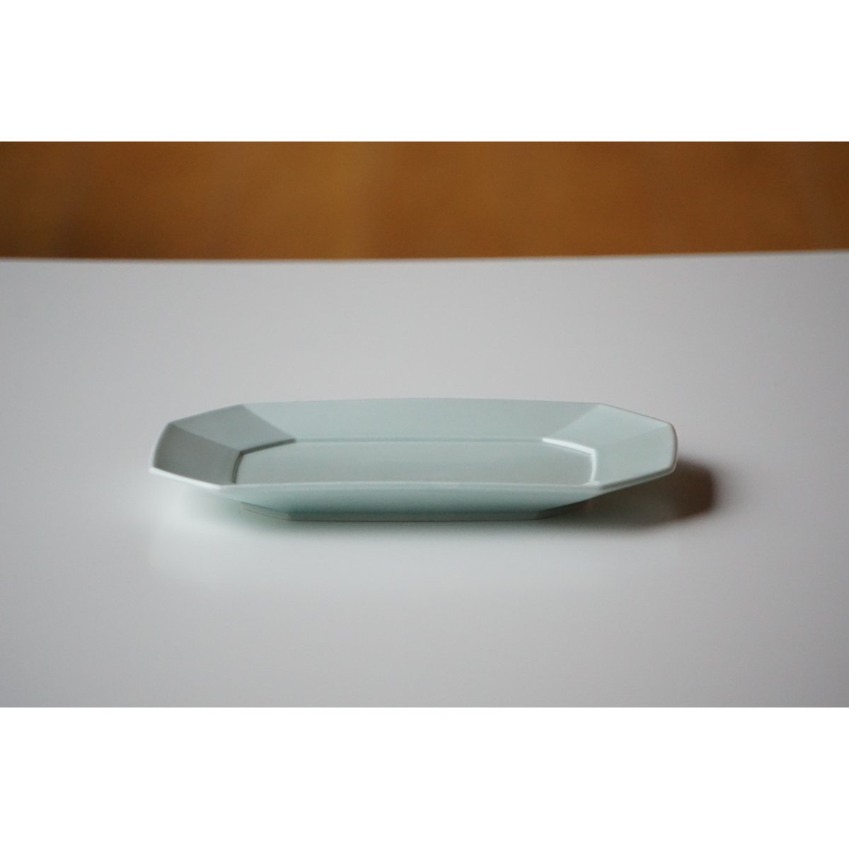 角プレートⅯ ミントブルー | 波佐見焼の窯元 永峰窯 公式オンライン
