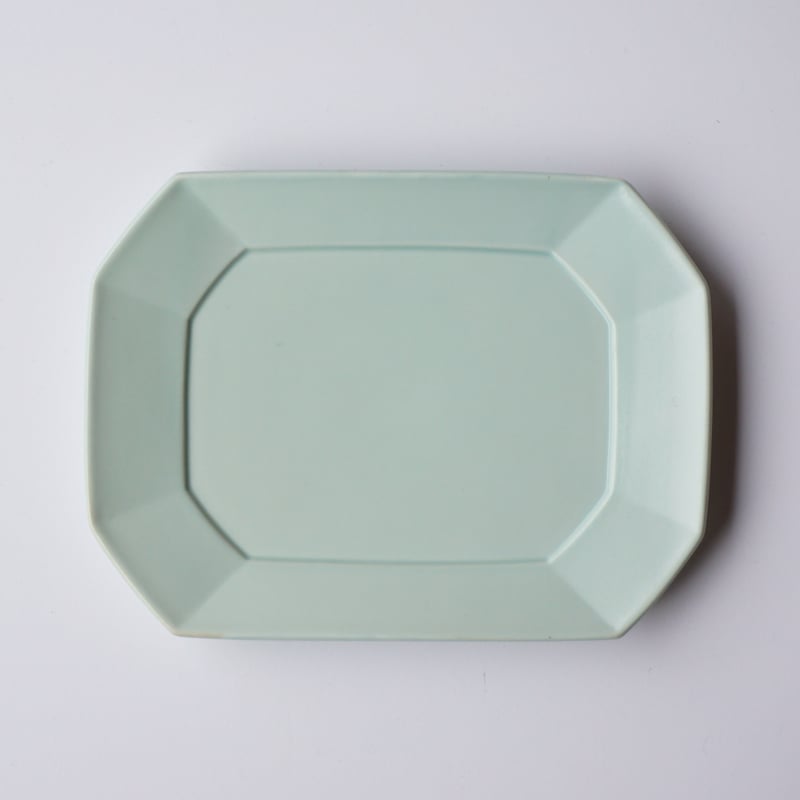 角プレートⅯ ミントブルー | 波佐見焼の窯元 永峰窯 公式オンライン