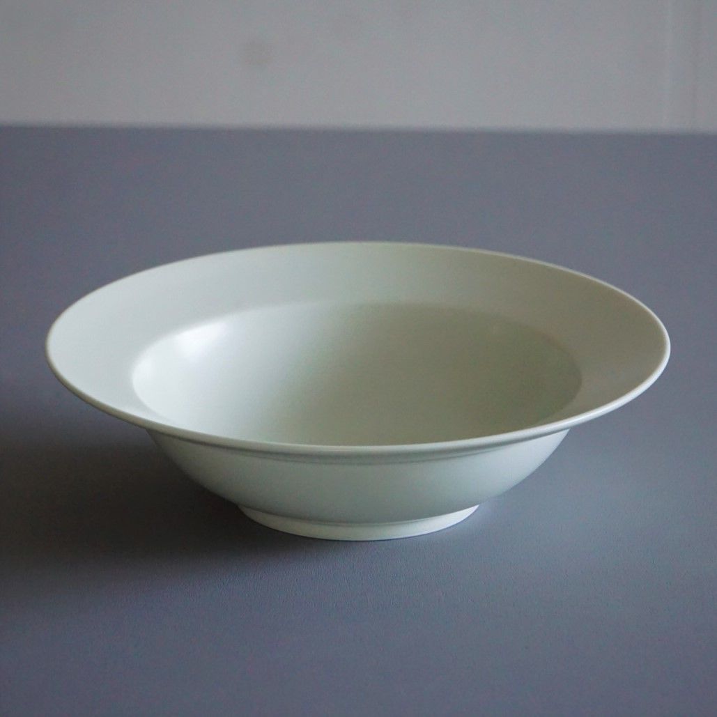 18㎝リムボウル アイボリー | 波佐見焼の窯元 永峰窯 公式オンライン