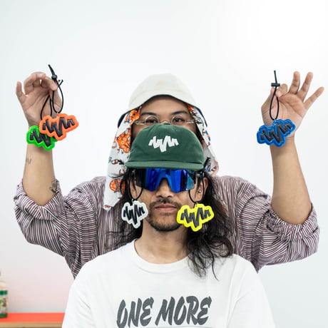 BLUE LUG×OKI KENICHI / UNE Reflector