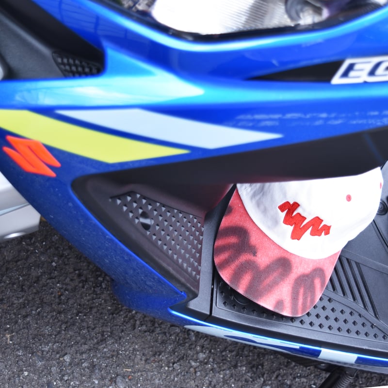 Zika / 6 Panel Baseball Cap / UNE | OKIOSK