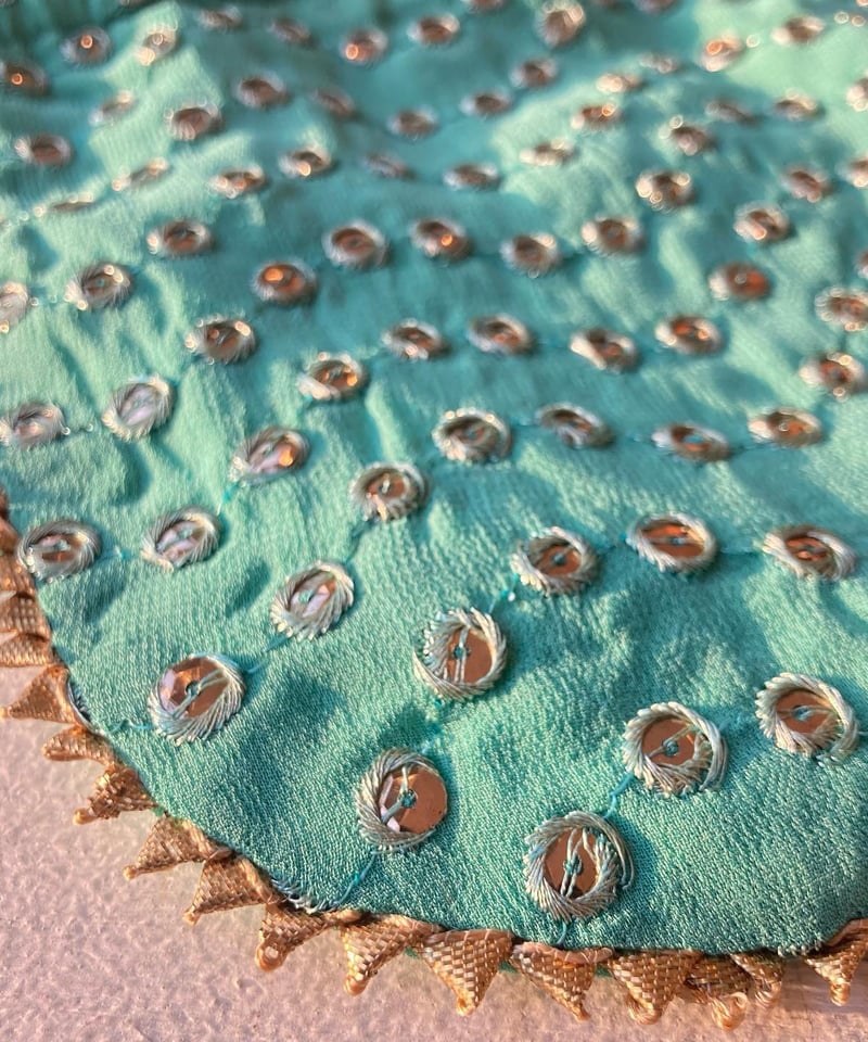 ヌキテパ　ne Quittez pas ✨ゴールドバック✨ NE QUITTEZ PAS! ne Quittez pas ヌキテパ スパンコール 刺繍