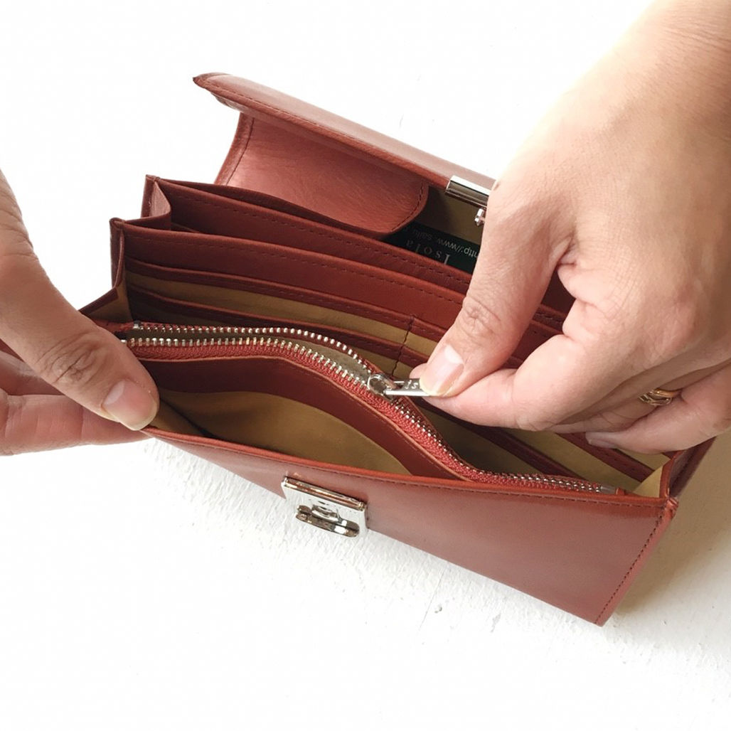 新品未使用 isolaギャルソン長財布　カリオカメッシュ三段錠　本革アイソラ財布 isola アイソラ カリオカ サントリーニ ギャルソン長財布 三段錠 1001