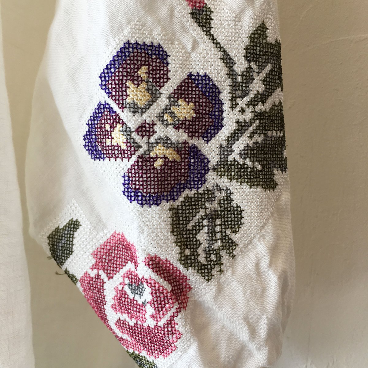 porter des boutons ポルテデブトン★刺繍 リネン ワンピース porter des boutons ポルテデブトン☆刺繍 リネン ワンピース