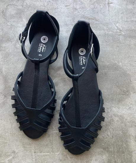 <women>  Eder Shoes(エダーシューズ) Tストラップ　レザーサンダル G-695 ●送料無料●