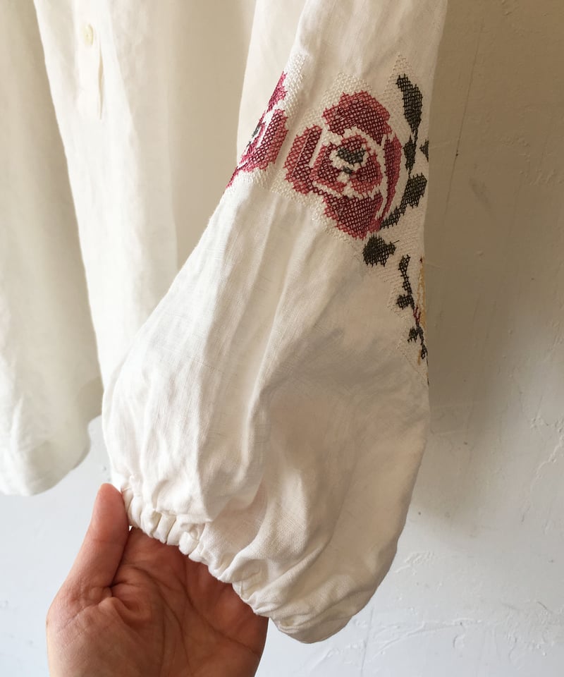 women>Porter des boutons(ポルテデブトン)リネン刺繍ギャザー