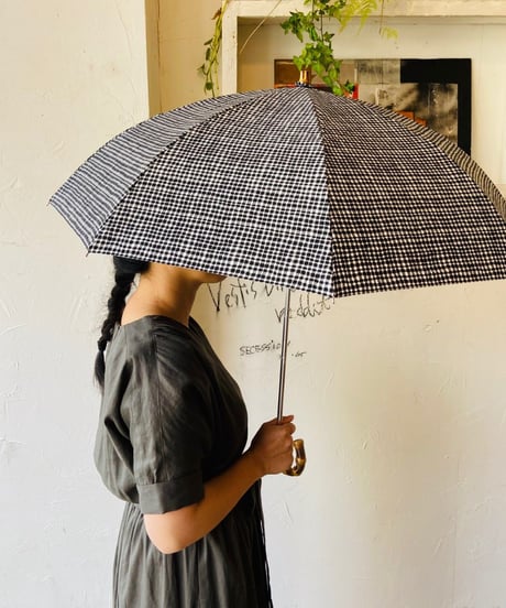 <women>Bon Bon Store(ボンボンストア)　ドローイングチェック　折り畳み傘(晴雨兼用)／ブラック