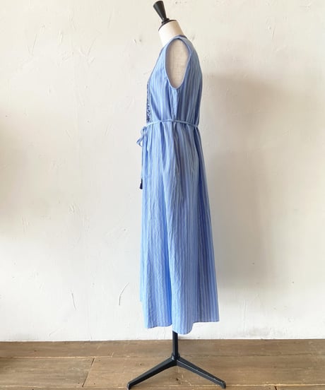 <women>ne Quittez pas(ヌキテパ)Poplin Stripe Flower Embroidery Sleeveless Dress(010561WR2)●送料無料●