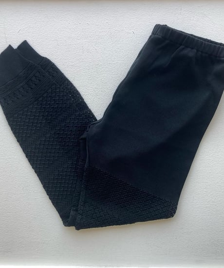 【SALE】 <women>Porter des boutons(ポルテデブトン) 透かし編みニットレギンス(P-23128)/ブラック●クリックポストにて発送 送料無料●