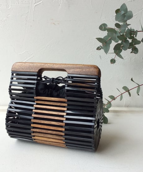 CATEGORY VIOLAd'ORO | SECESSiON