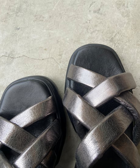 【SALE】<women> BARI SHOES(バリ シューズ)  メタリックレザー トラックソールサンダル / ガンメタ ●送料無料●