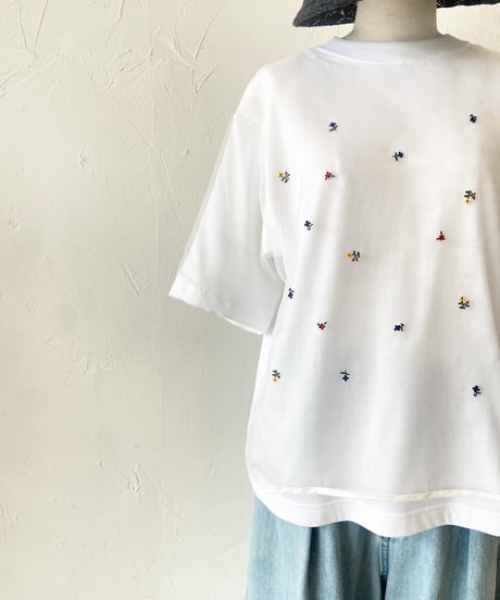 <women>Porter des boutons(ポルテデブトン) Petite fleurドゥーブルTシャツ(P21-3-035-02)  ホワイト ●送料無料●